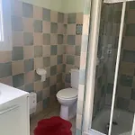 Dans Propriete Feriehus Bagnols-sur-Cèze